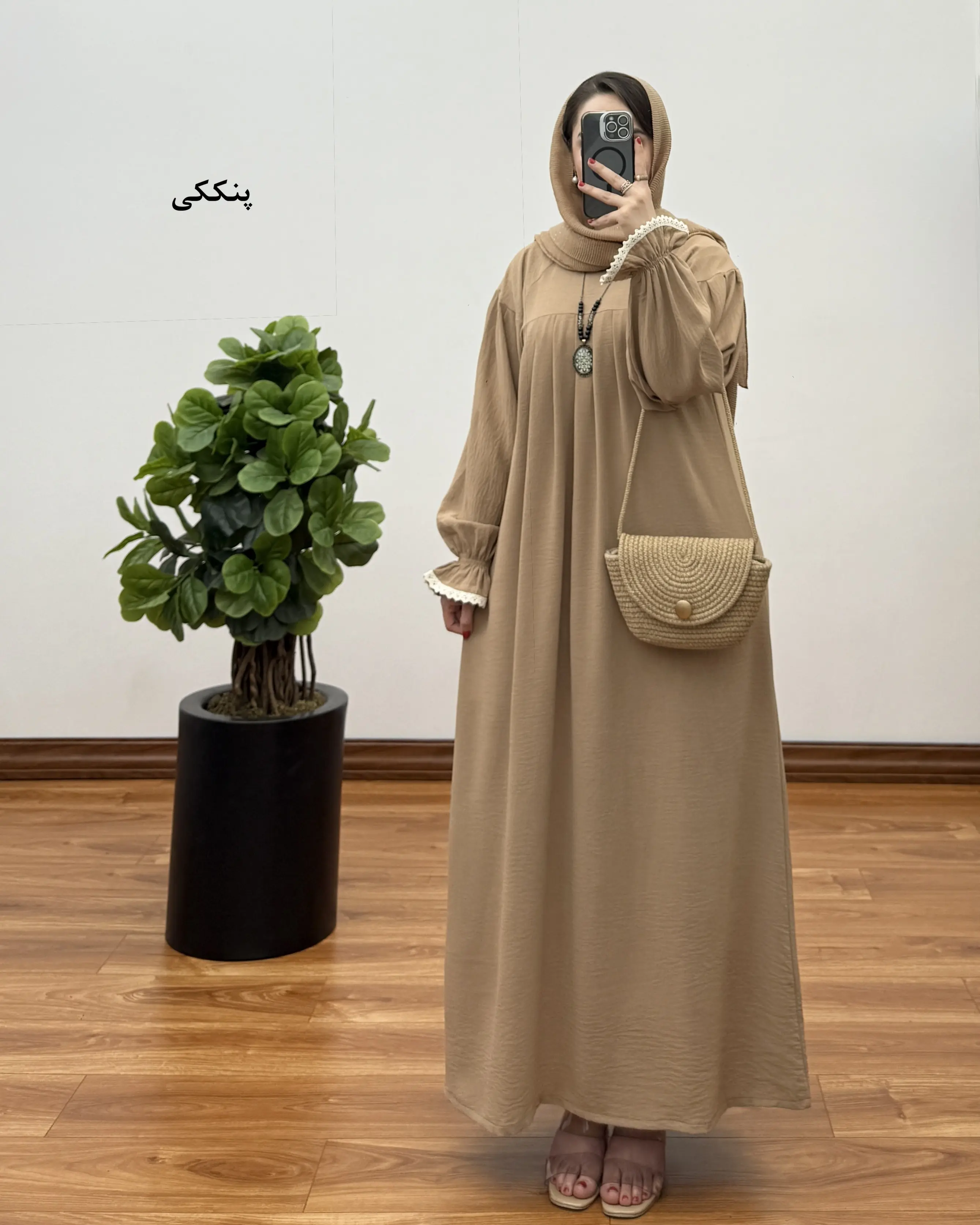 مانتو زنانه بلند ابروبادی مدل آیناز